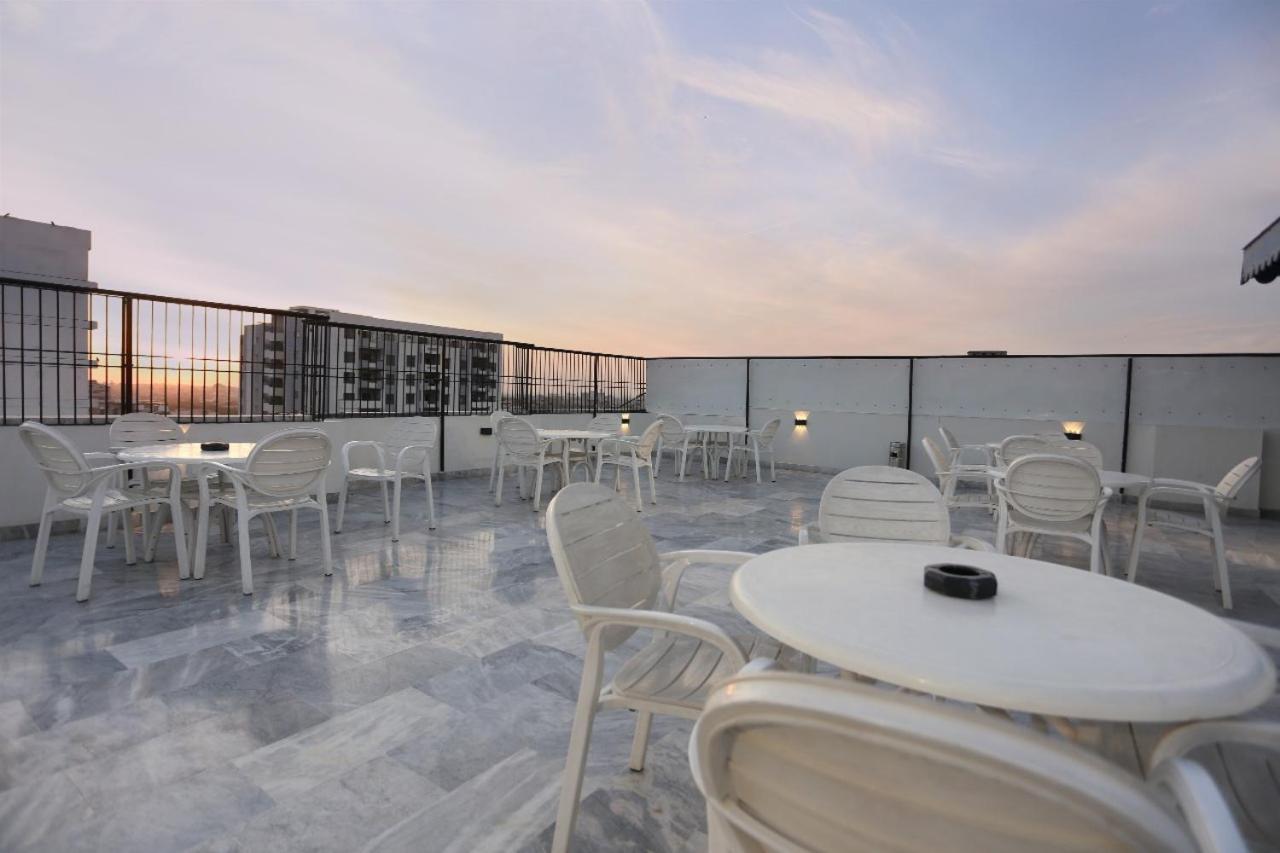 Hotel Pearl Inn Karachi Exterior photo